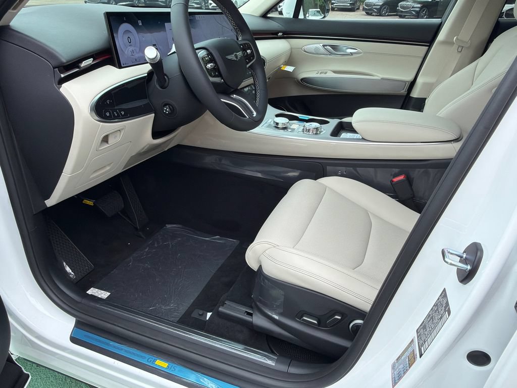 New 2027 Genesis GV70 2.5T Select AWD/4WD image 9
