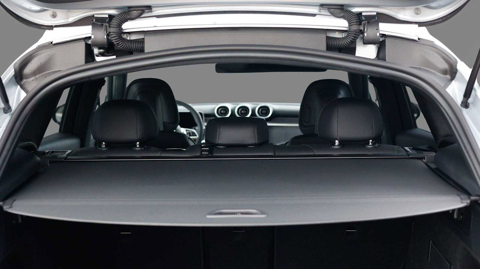Used 2026 Mercedes-Benz GLC 300 4MATIC image 19