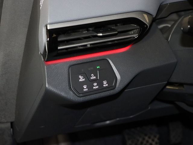 Used 2023 Volkswagen ID.4 Pro S image 27