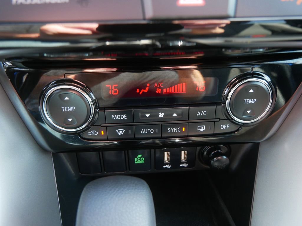 Used 2024 Mitsubishi Eclipse Cross SEL AWD/4WD image 26