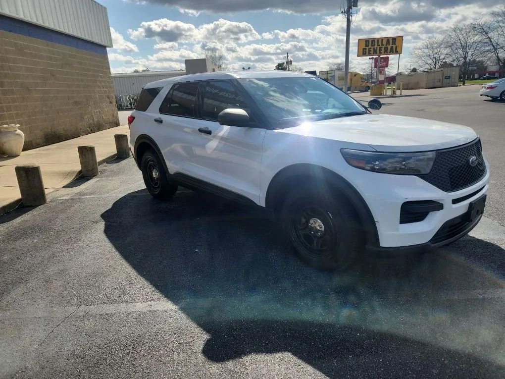 Used 2021 Ford Explorer 4WD Police Interceptor w/ Ultimate Wiring Package image 3
