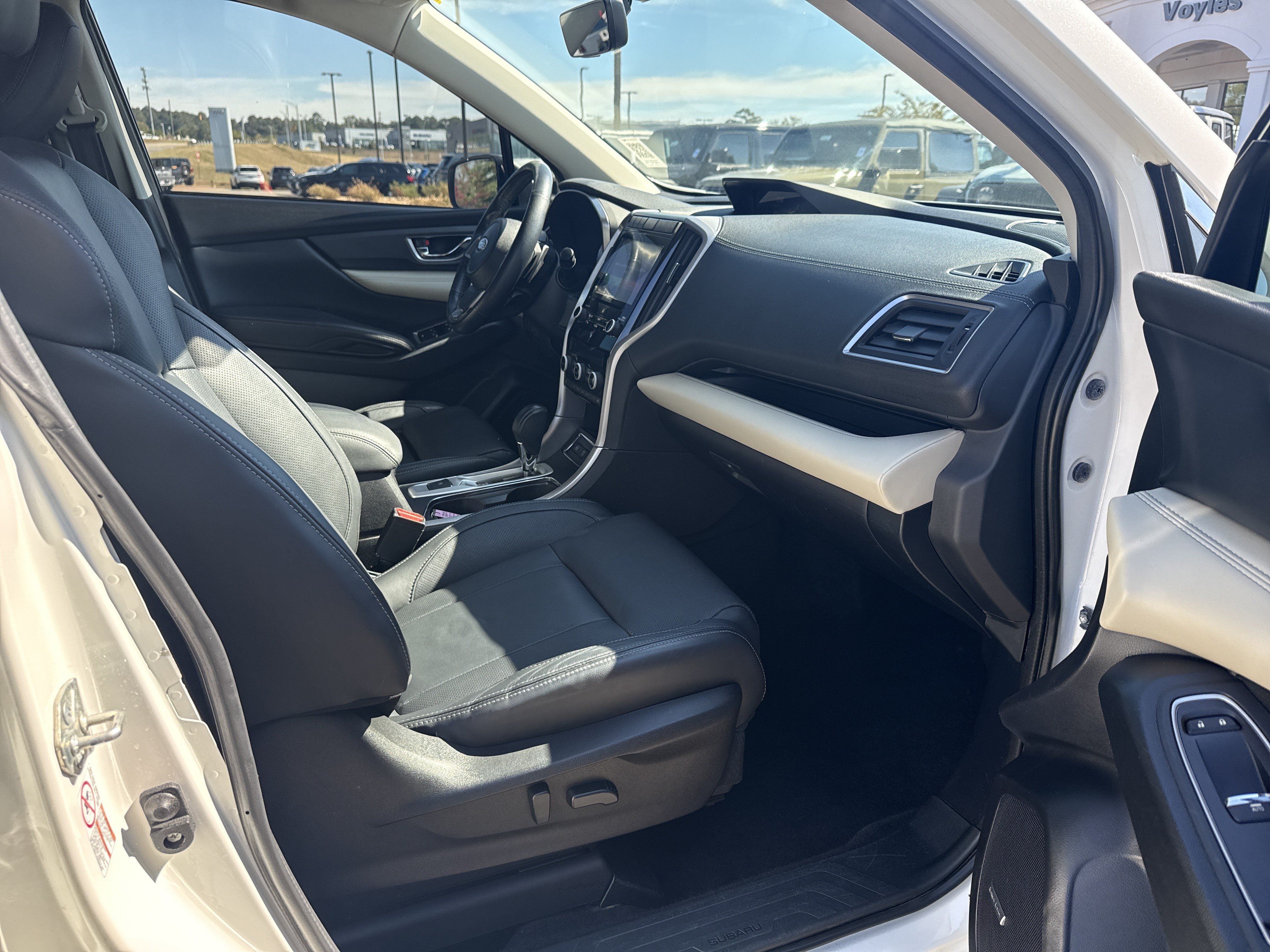 Used 2019 Subaru Ascent Limited AWD/4WD image 12