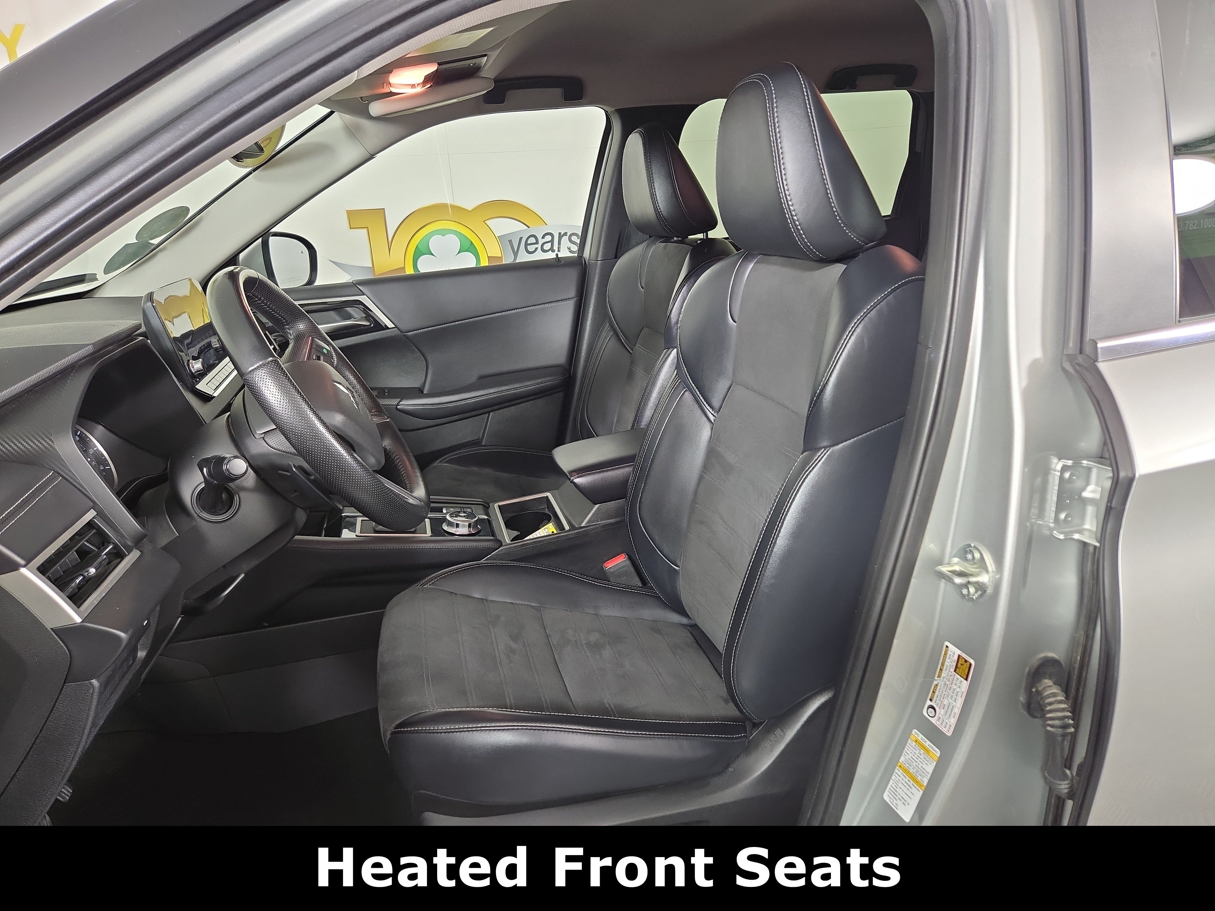 Used 2024 Mitsubishi Outlander SE FWD image 12