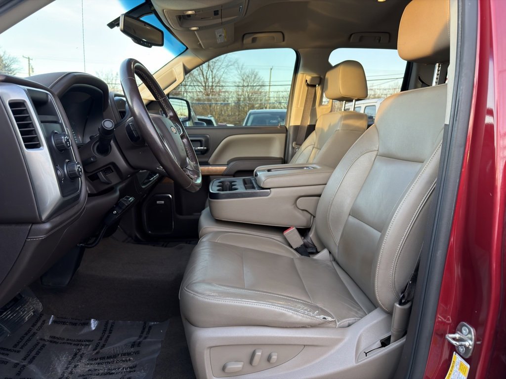 Used 2018 Chevrolet Silverado 1500 LTZ w/ Sport Package image 2