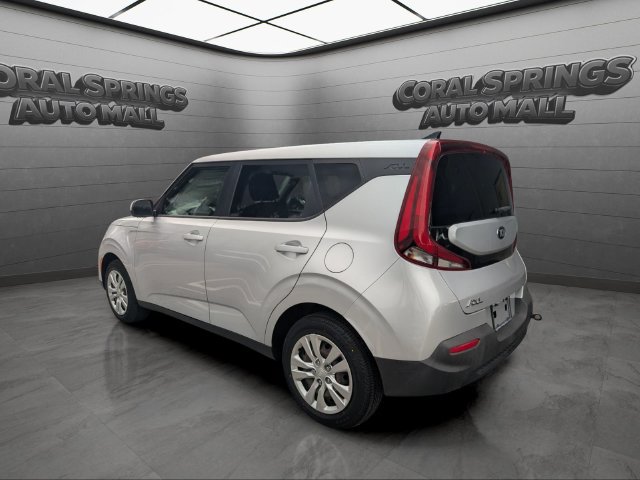 Used 2020 Kia Soul LX FWD image 5