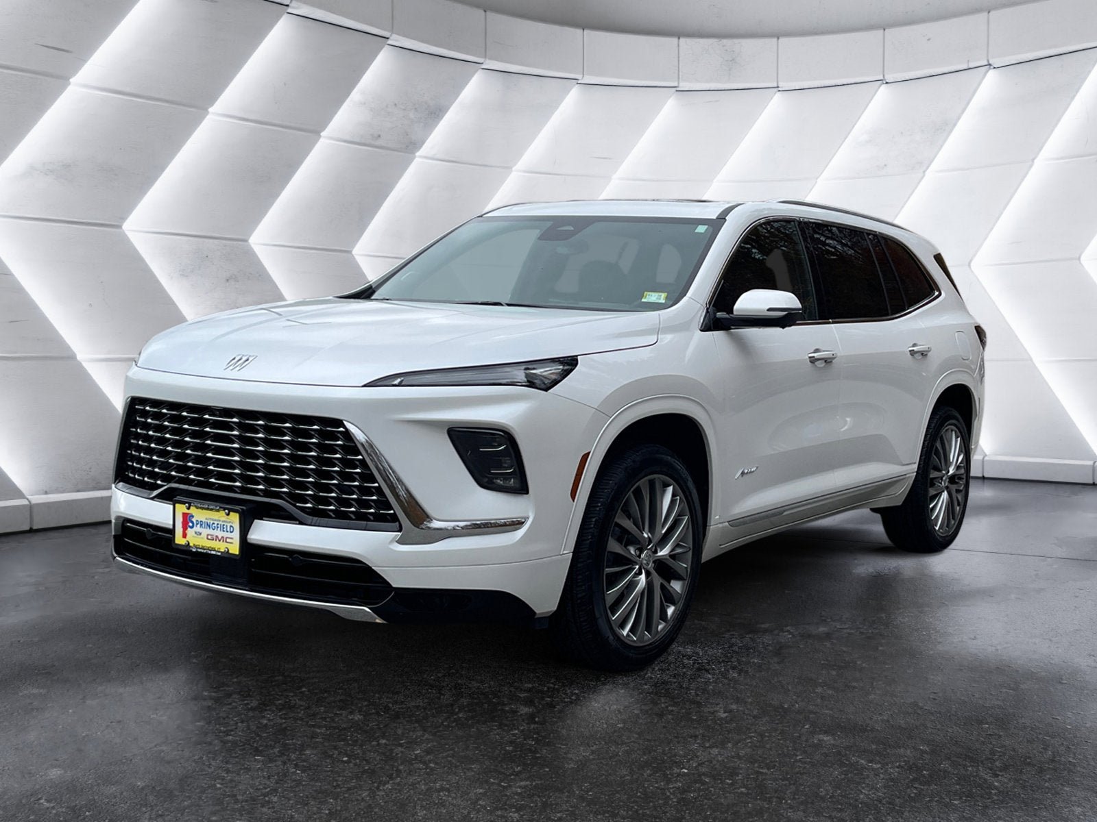 Certified 2025 Buick Enclave Avenir AWD/4WD image 2