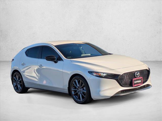Used 2020 MAZDA MAZDA3 Hatchback w/ Preferred Package image 3