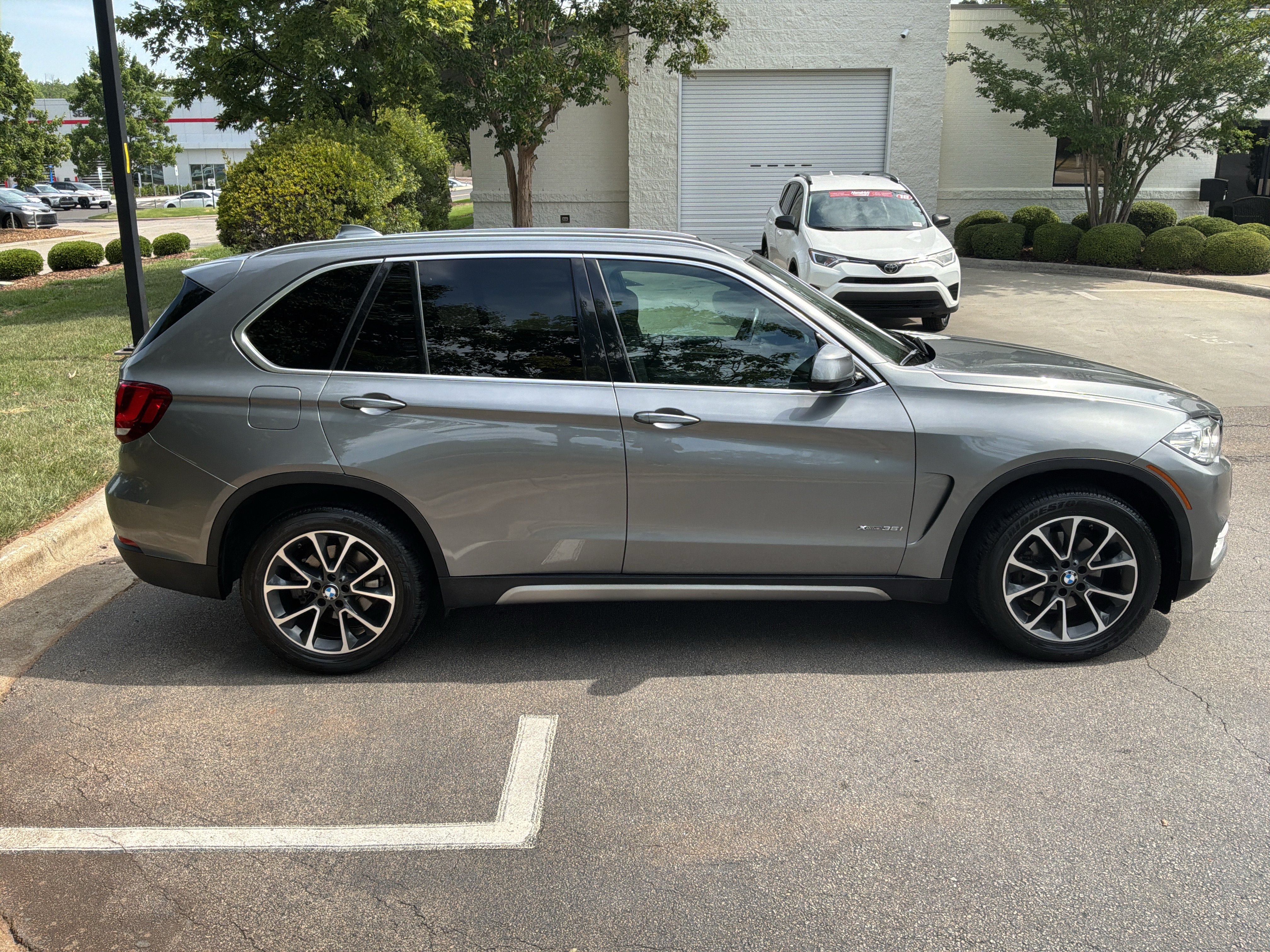 Used 2017 BMW X5 xDrive35i AWD/4WD image 11