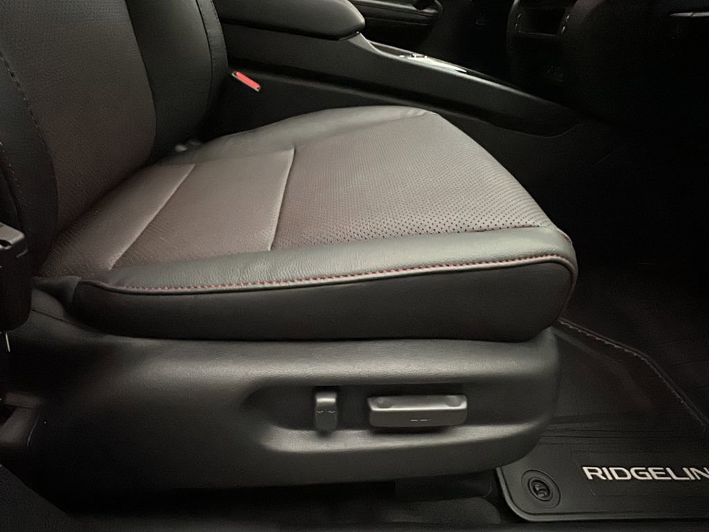 New 2026 Honda Ridgeline Black Edition image 18