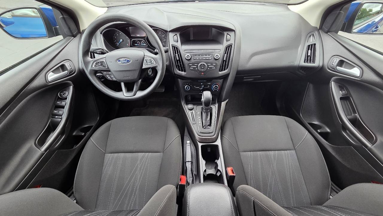 Used 2018 Ford Focus SE FWD image 19