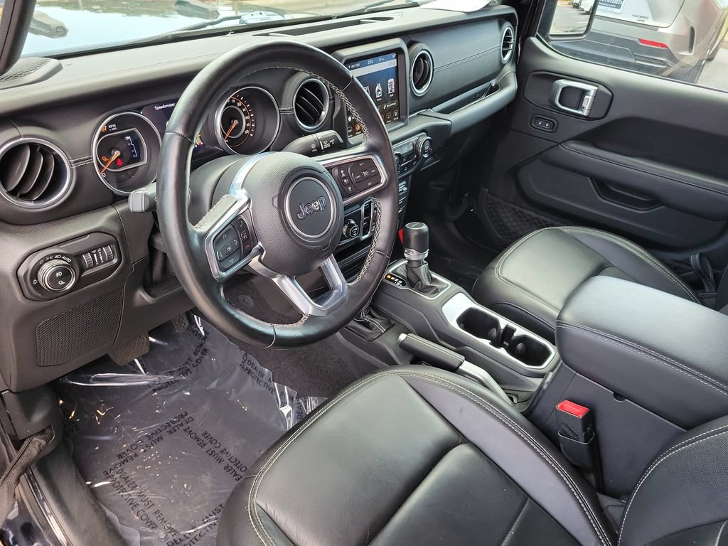 Used 2020 Jeep Gladiator Overland AWD/4WD image 21