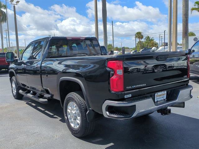 Certified 2020 Chevrolet Silverado 3500 LTZ w/ Safety Package image 23