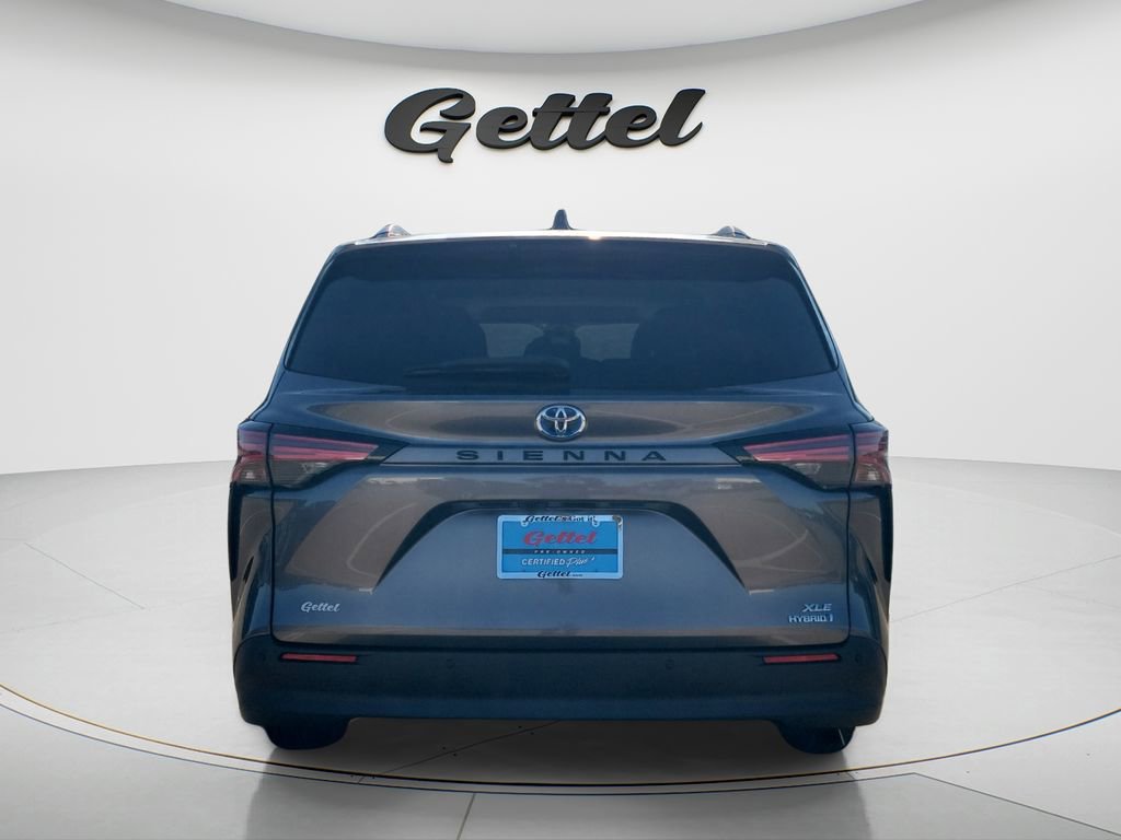 Used 2021 Toyota Sienna XLE FWD image 6