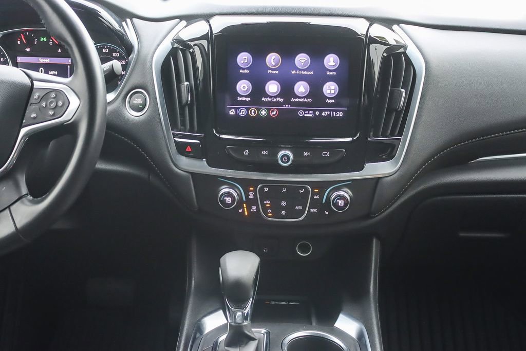 Used 2022 Chevrolet Traverse LT image 20