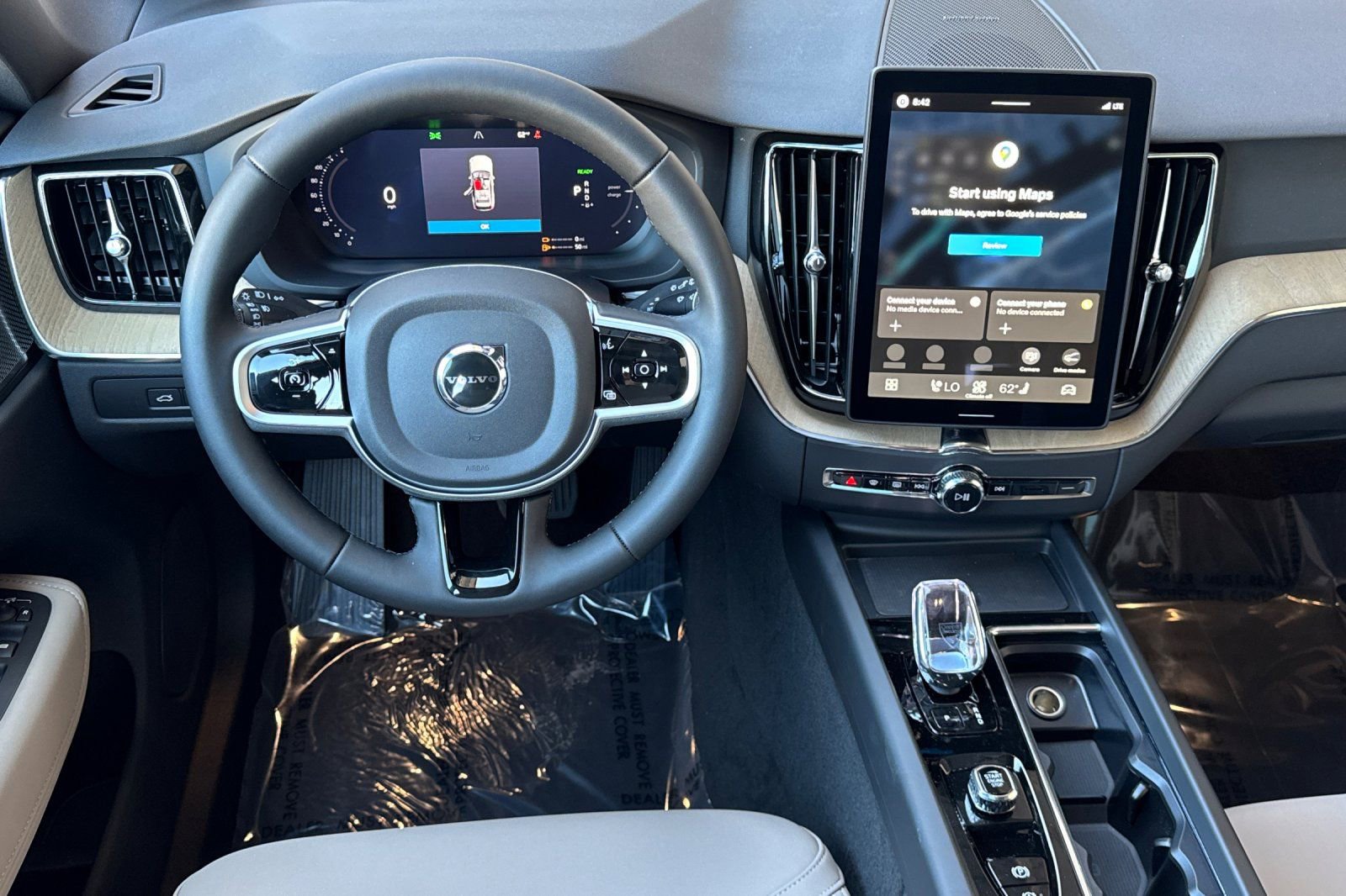 New 2026 Volvo XC60 T8 Plus w/ Climate Package AWD/4WD image 16
