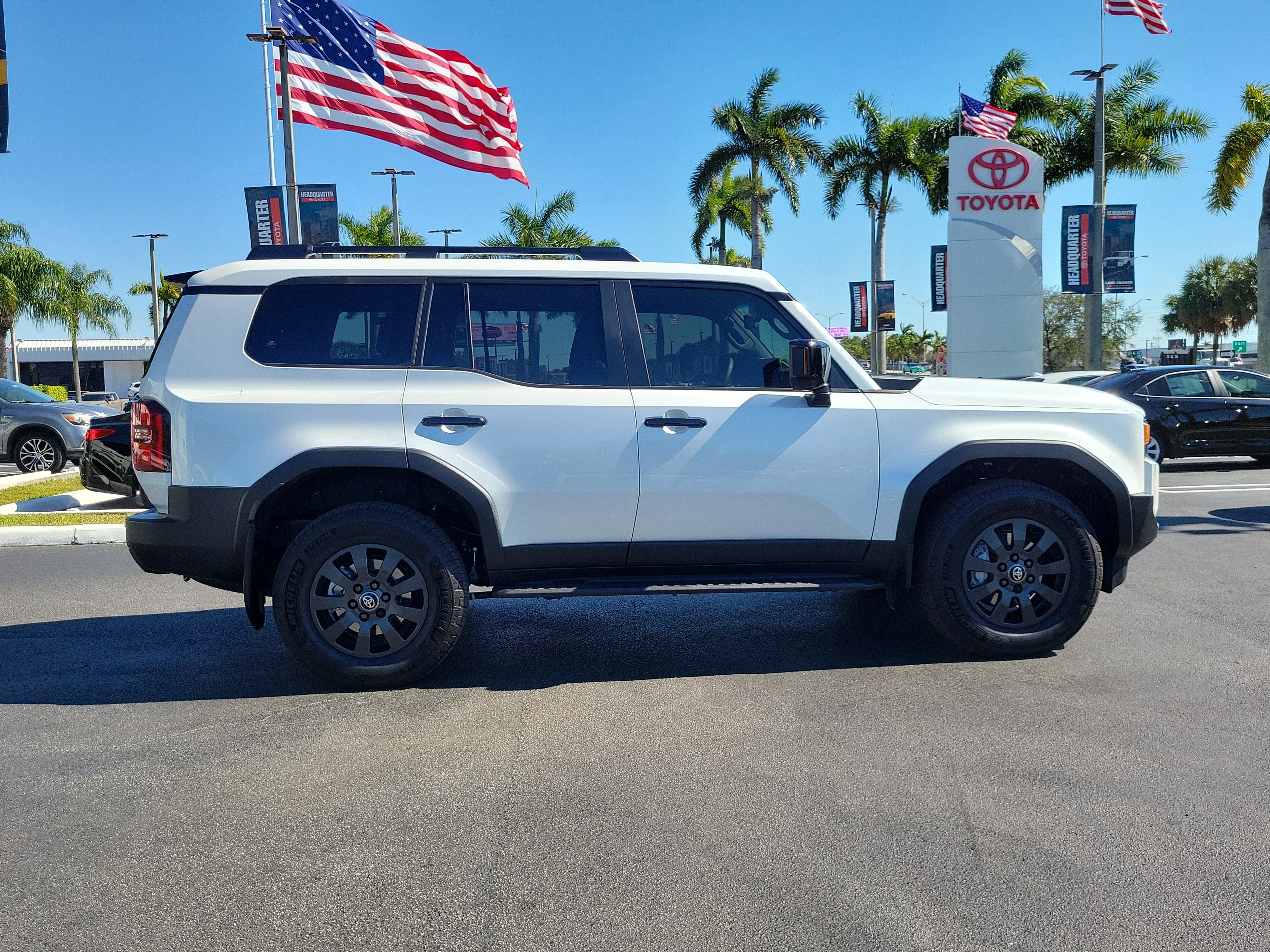 Used 2025 Toyota Land Cruiser image 13