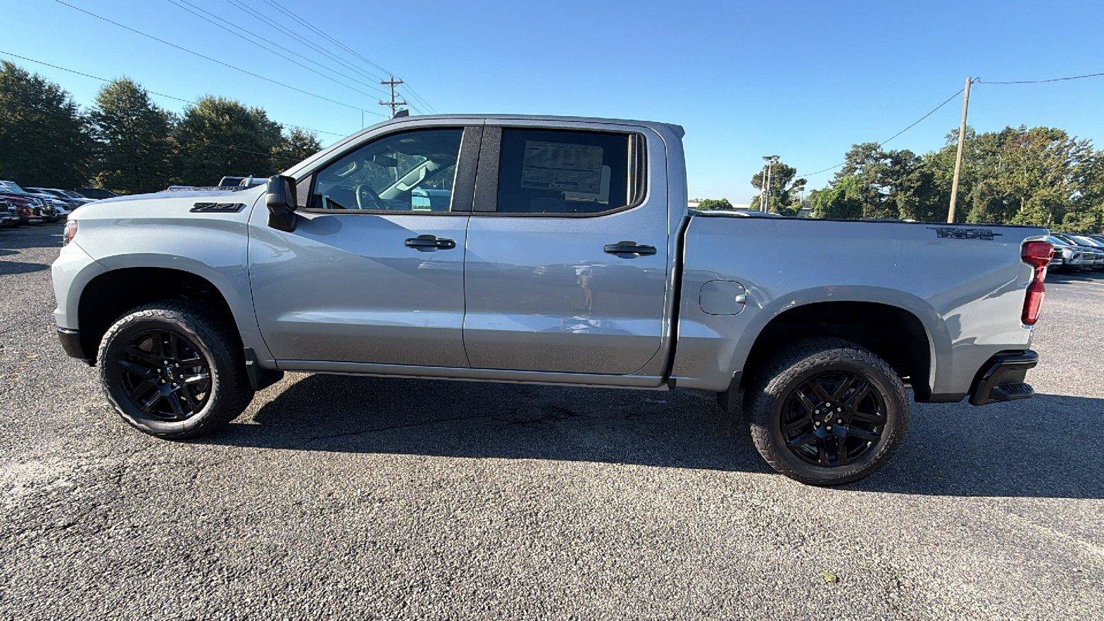New 2026 Chevrolet Silverado 1500 LT Trail Boss w/ LT Trail Boss Premium Package AWD/4WD image 12
