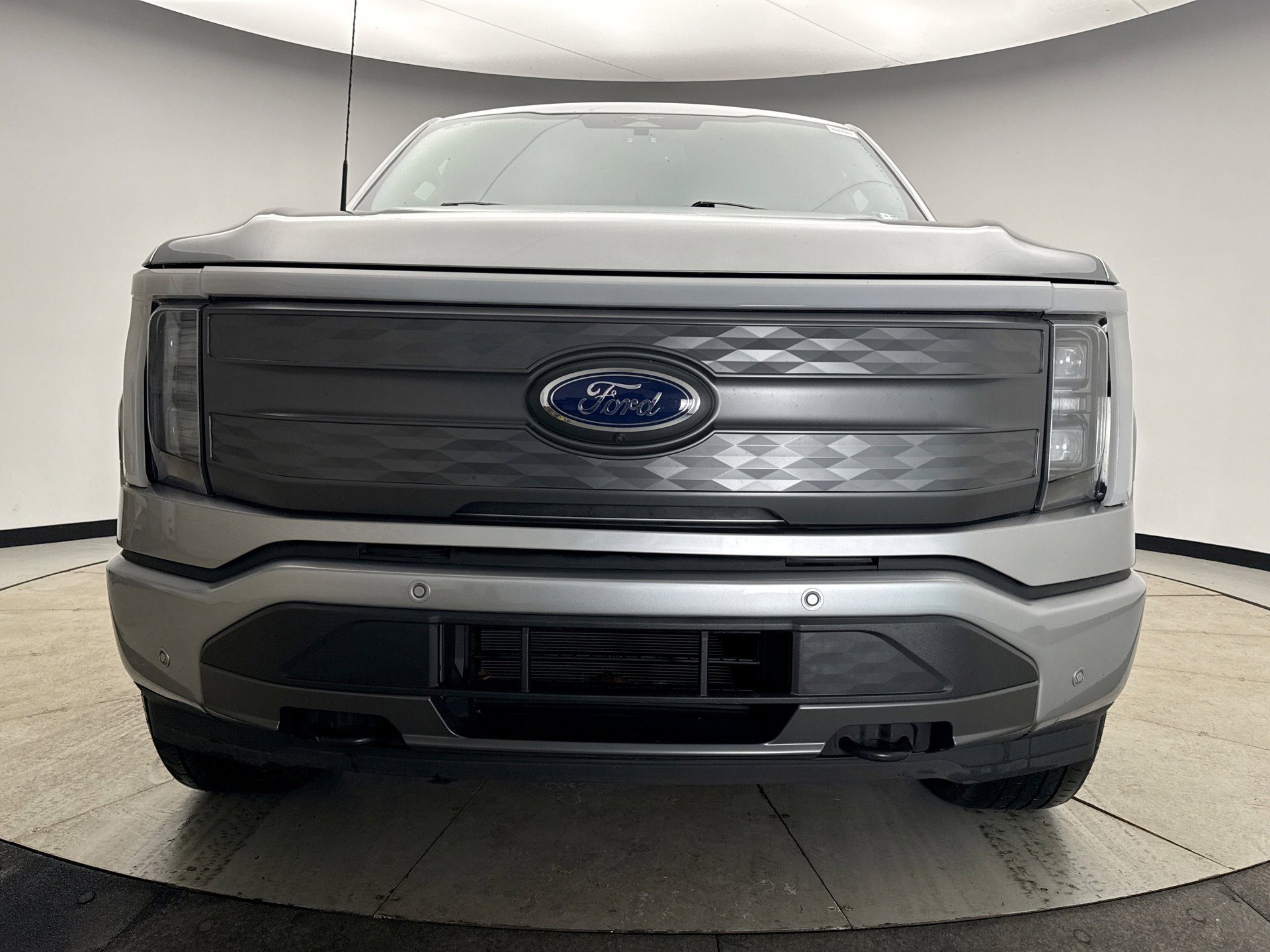 Used 2023 Ford F150 Lightning Lariat w/ Max Trailer Tow Package image 8