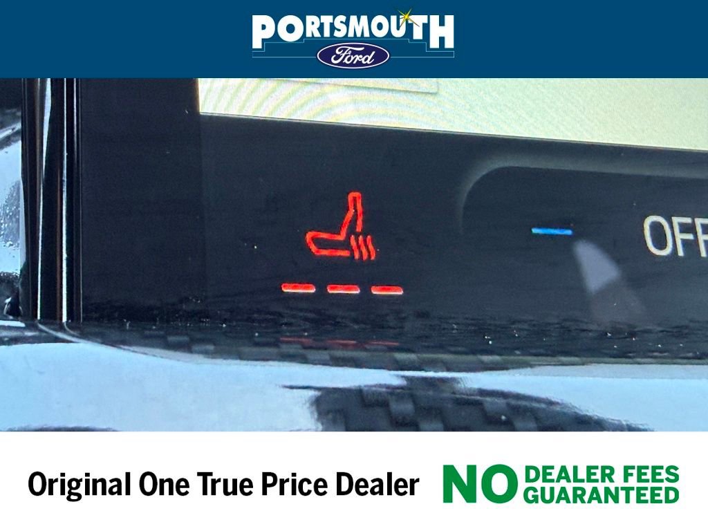 Used 2025 Ford Escape ST-Line Elite w/ Premium Technology Package image 14