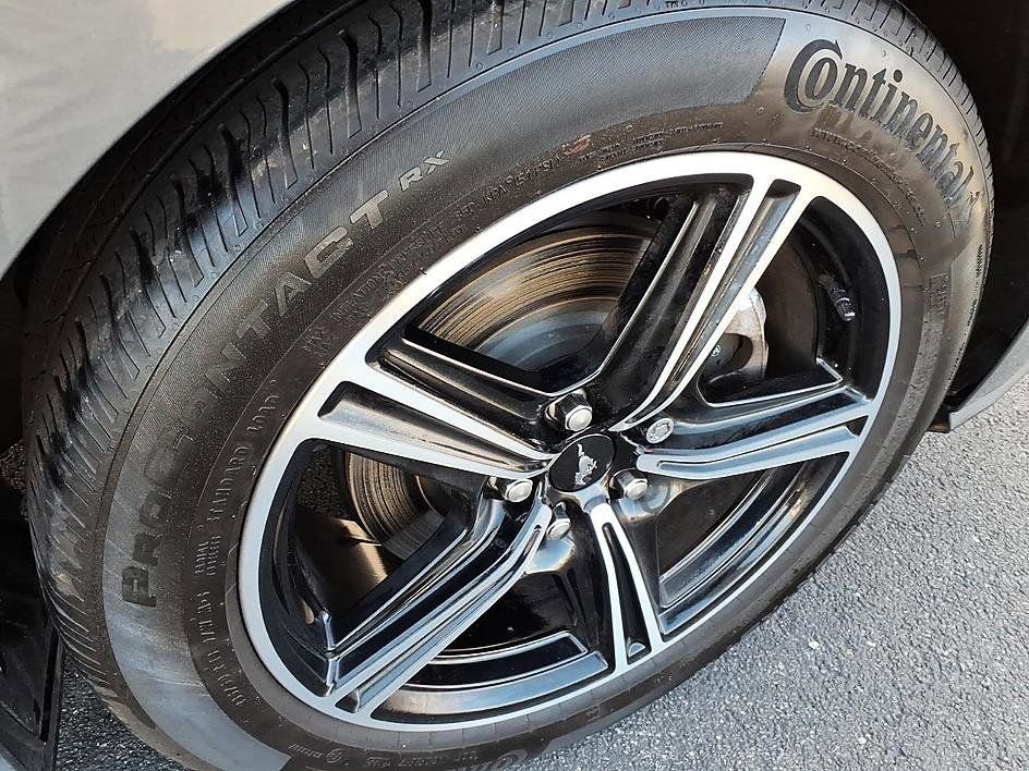 Used 2024 Ford Mustang Premium image 9