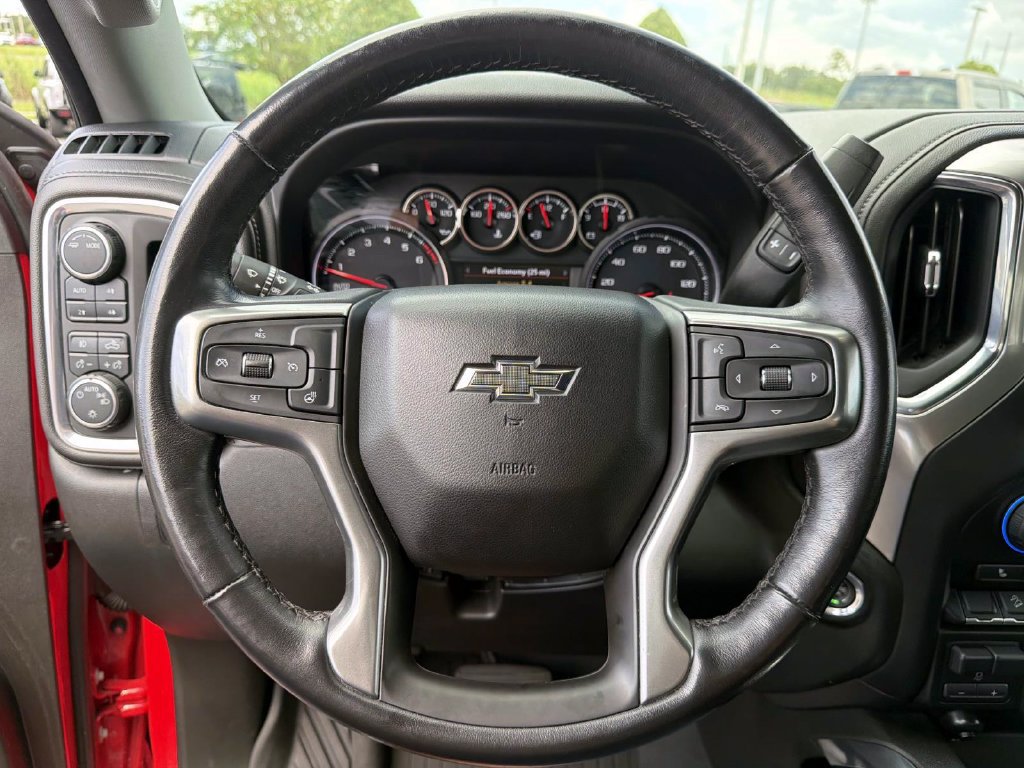 Used 2020 Chevrolet Silverado 1500 LT Trail Boss AWD/4WD image 25