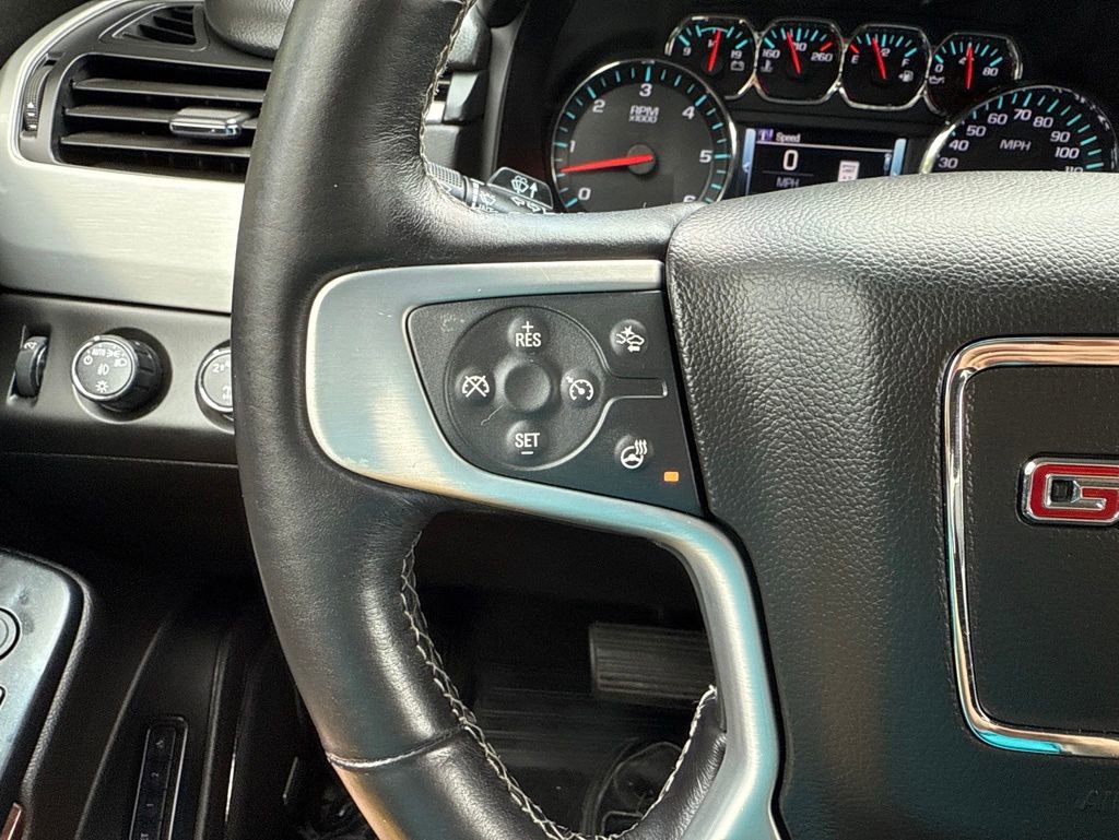 Used 2017 GMC Yukon SLT AWD/4WD image 18