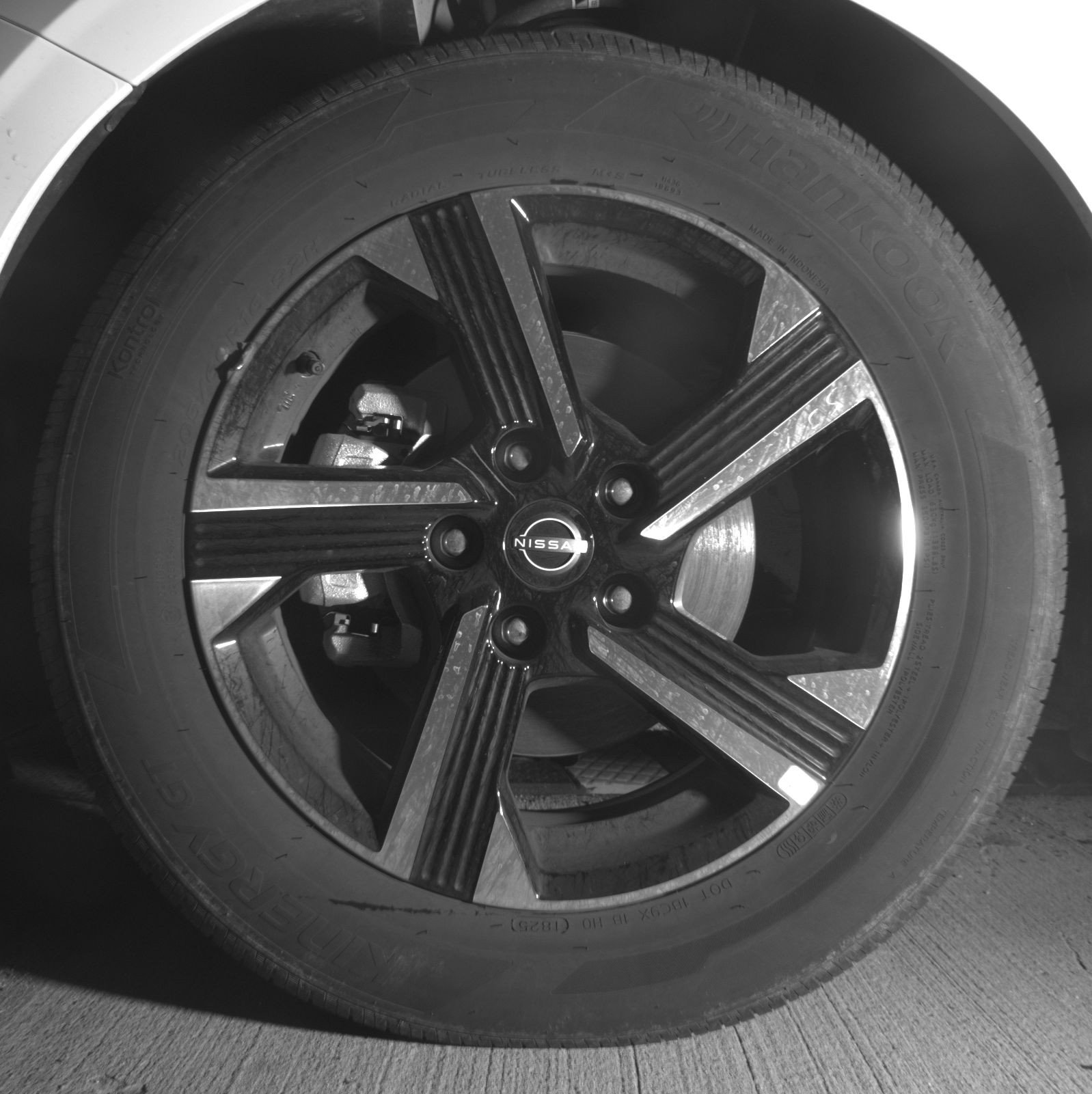 Used 2025 Nissan Sentra SV image 12