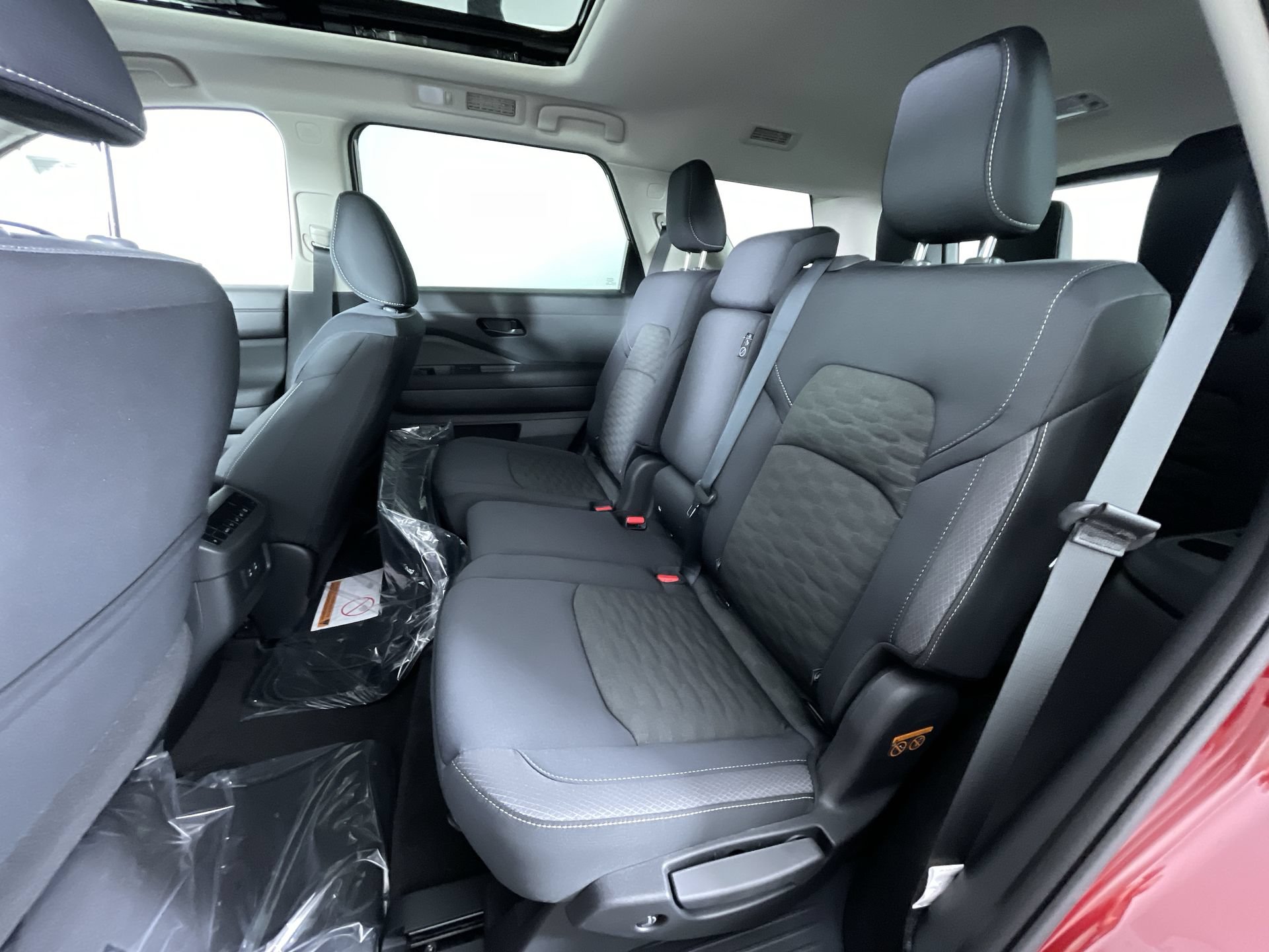 New 2026 Nissan Pathfinder SV w/ SV Premium Package AWD/4WD image 22