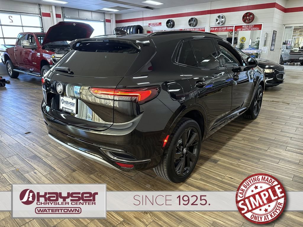 Used 2023 Buick Envision Essence w/ Technology Package I image 5