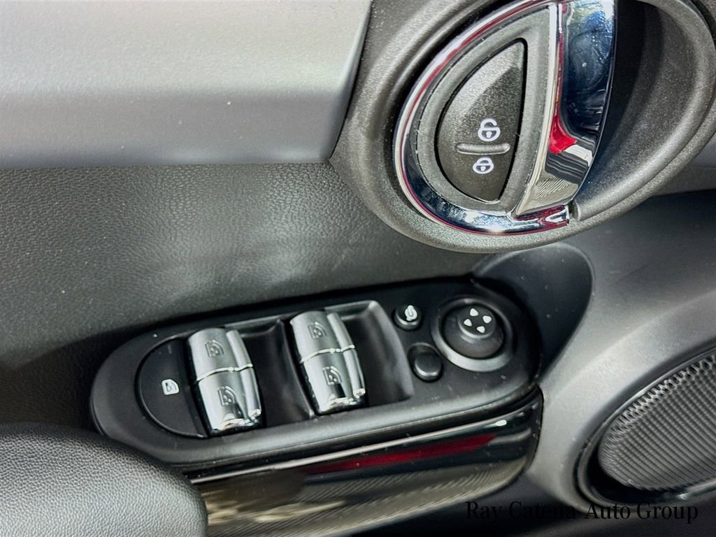 Used 2024 MINI Cooper S image 18