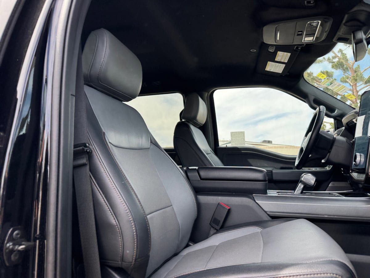 Used 2022 Ford F150 Lightning Lariat AWD/4WD image 19