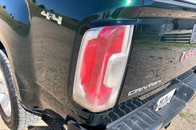 Used 2015 GMC Canyon SLE w/ SLE Convenience Package AWD/4WD image 23