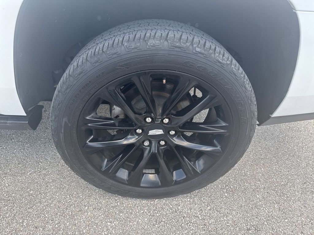 Used 2017 Cadillac Escalade Premium Luxury image 9