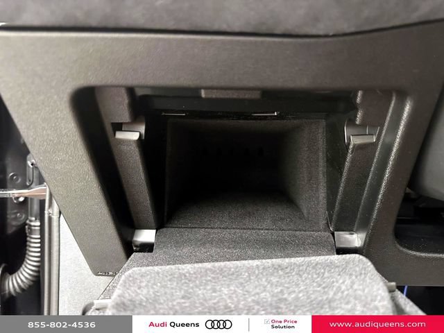 Used 2025 Audi S6 e-tron Premium Plus w/ Premium Plus AWD/4WD image 24