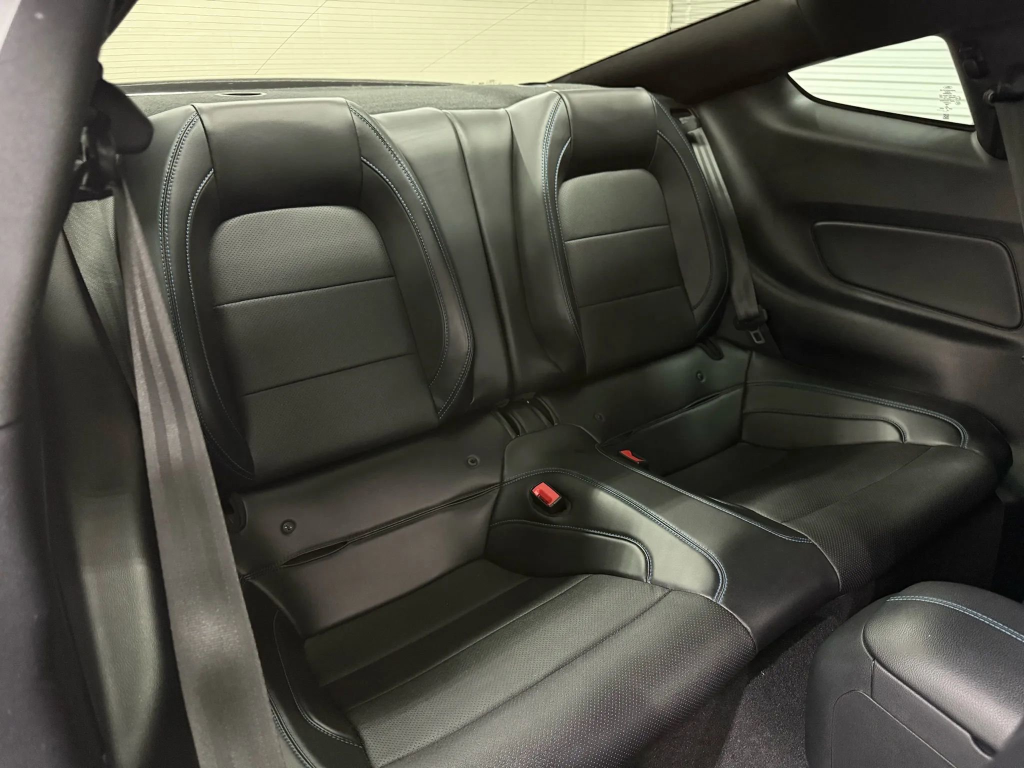 Used 2020 Ford Mustang GT Premium w/ Equipment Group 401A image 13