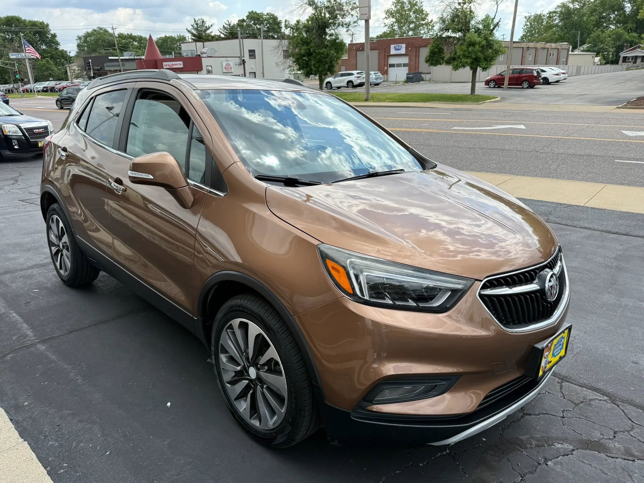 Used 2017 Buick Encore Essence FWD image 5