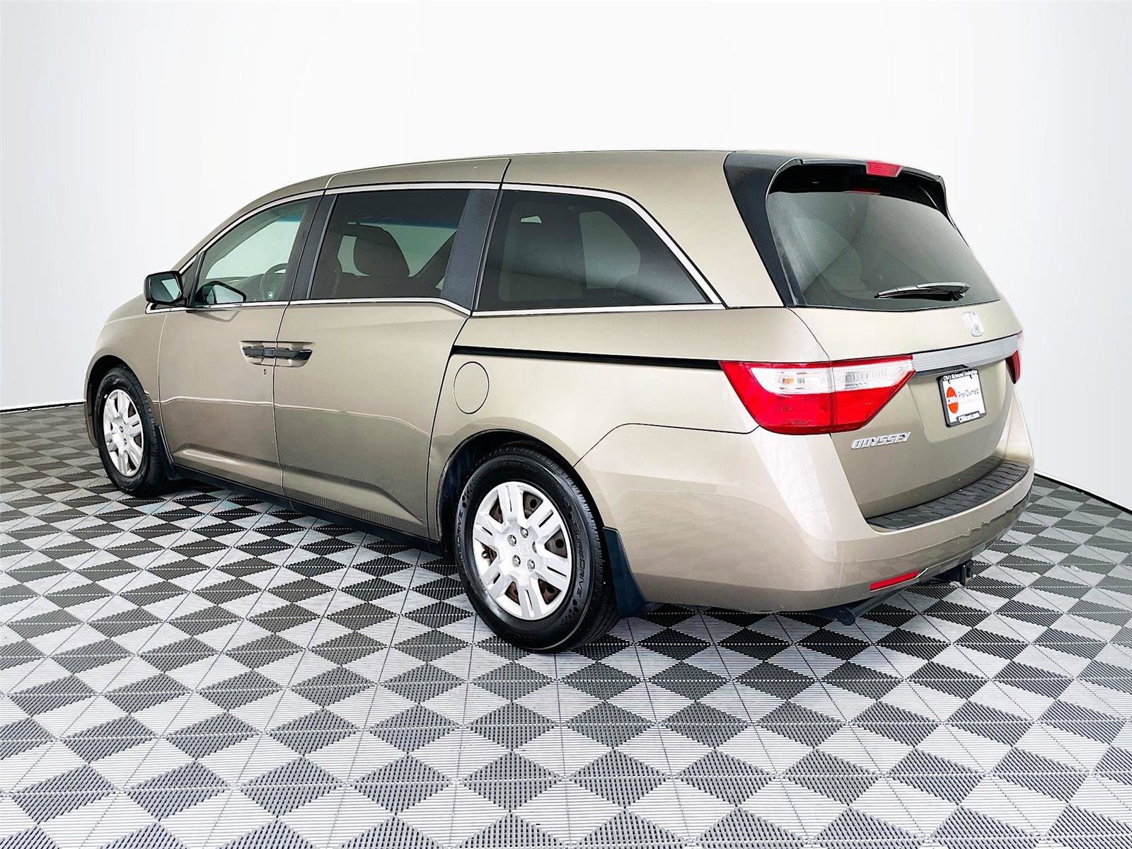Used 2012 Honda Odyssey LX image 6