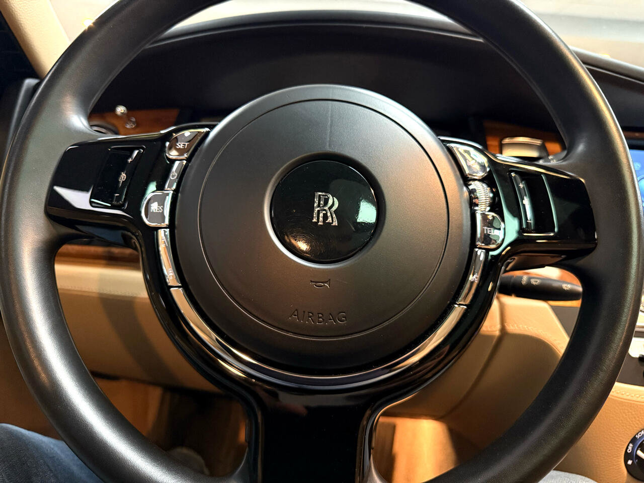 Used 2011 Rolls-Royce Ghost image 18