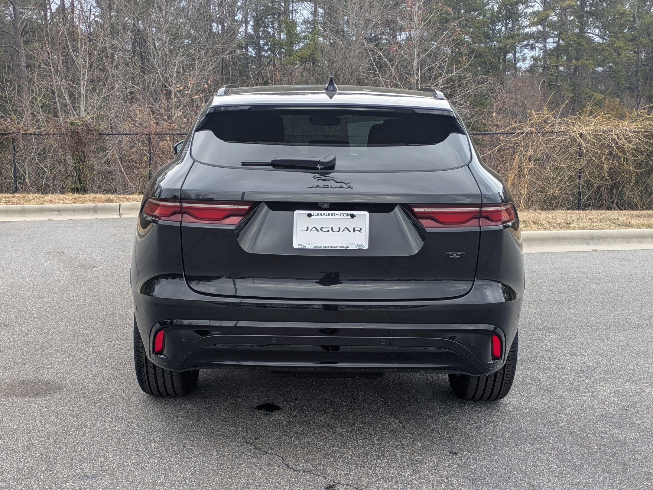 New 2026 Jaguar F-PACE R-Dynamic S image 6