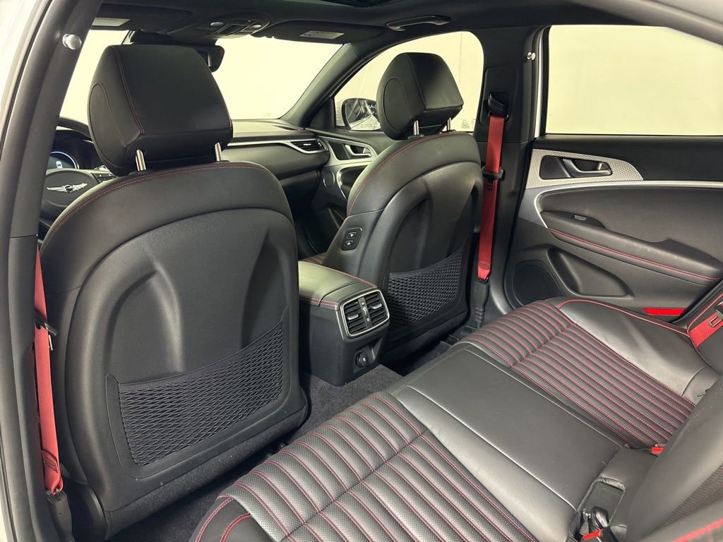 Used 2023 Genesis G70 3.3T w/ Sport Advanced Package image 21