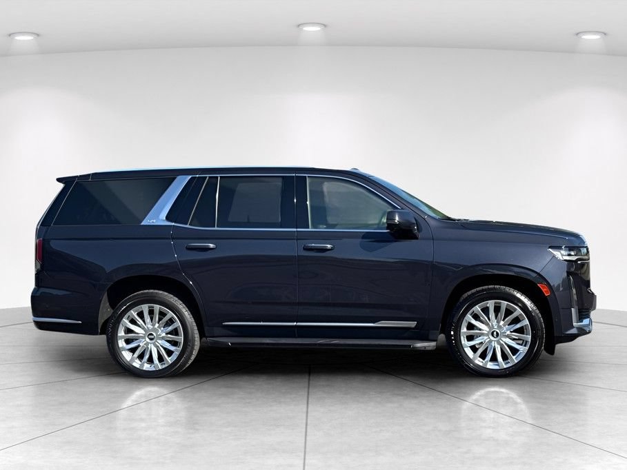 Used 2023 Cadillac Escalade Premium Luxury w/ Performance Package AWD/4WD image 3