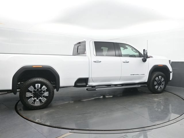 New 2026 GMC Sierra 2500 Denali w/ Denali Reserve Package AWD/4WD image 2