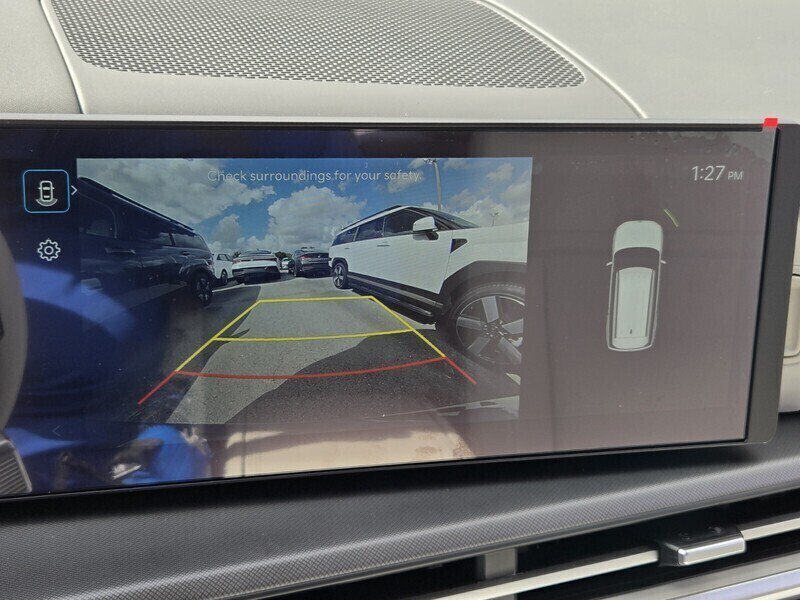 New 2027 Hyundai Santa Fe SE FWD image 11