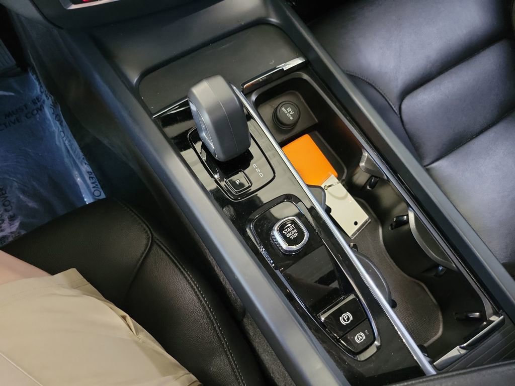 Used 2024 Volvo S60 B5 Core image 61