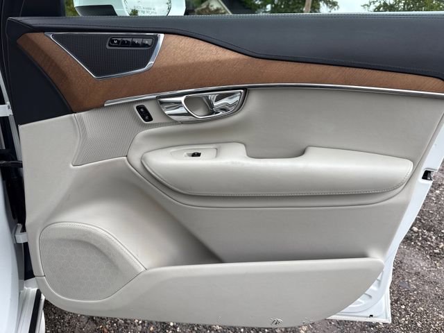 Used 2016 Volvo XC90 T6 Inscription w/ Vision Package image 25