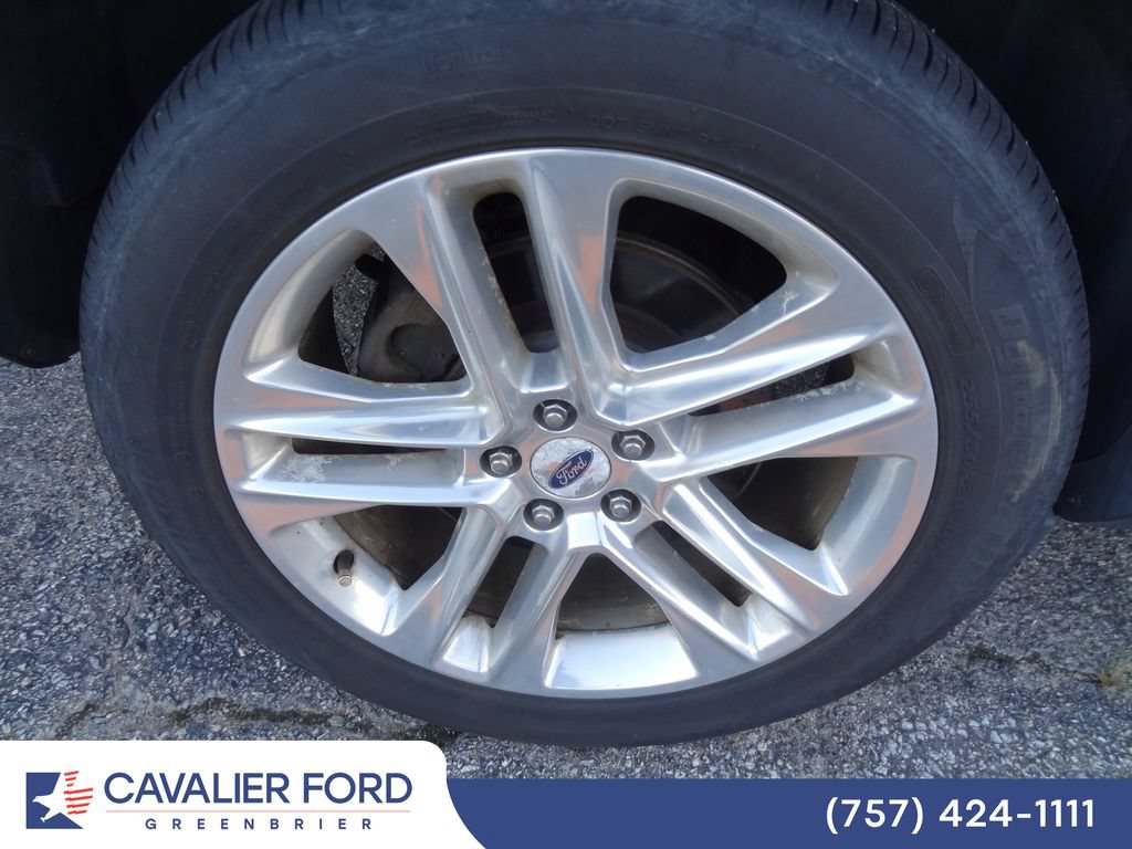 Used 2016 Ford Explorer XLT w/ Equipment Group 202A AWD/4WD image 20