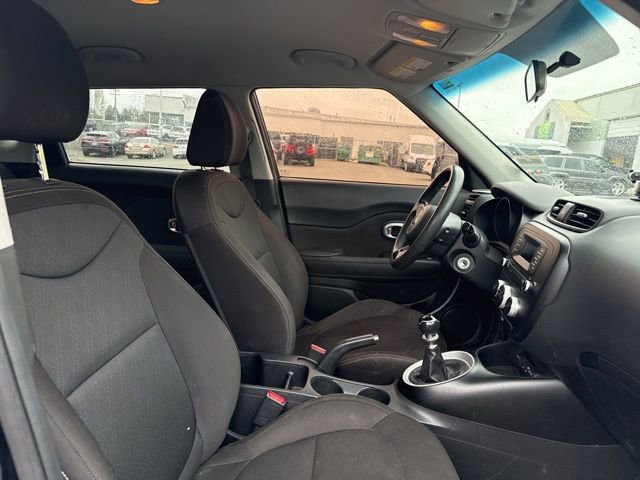Used 2016 Kia Soul FWD image 12