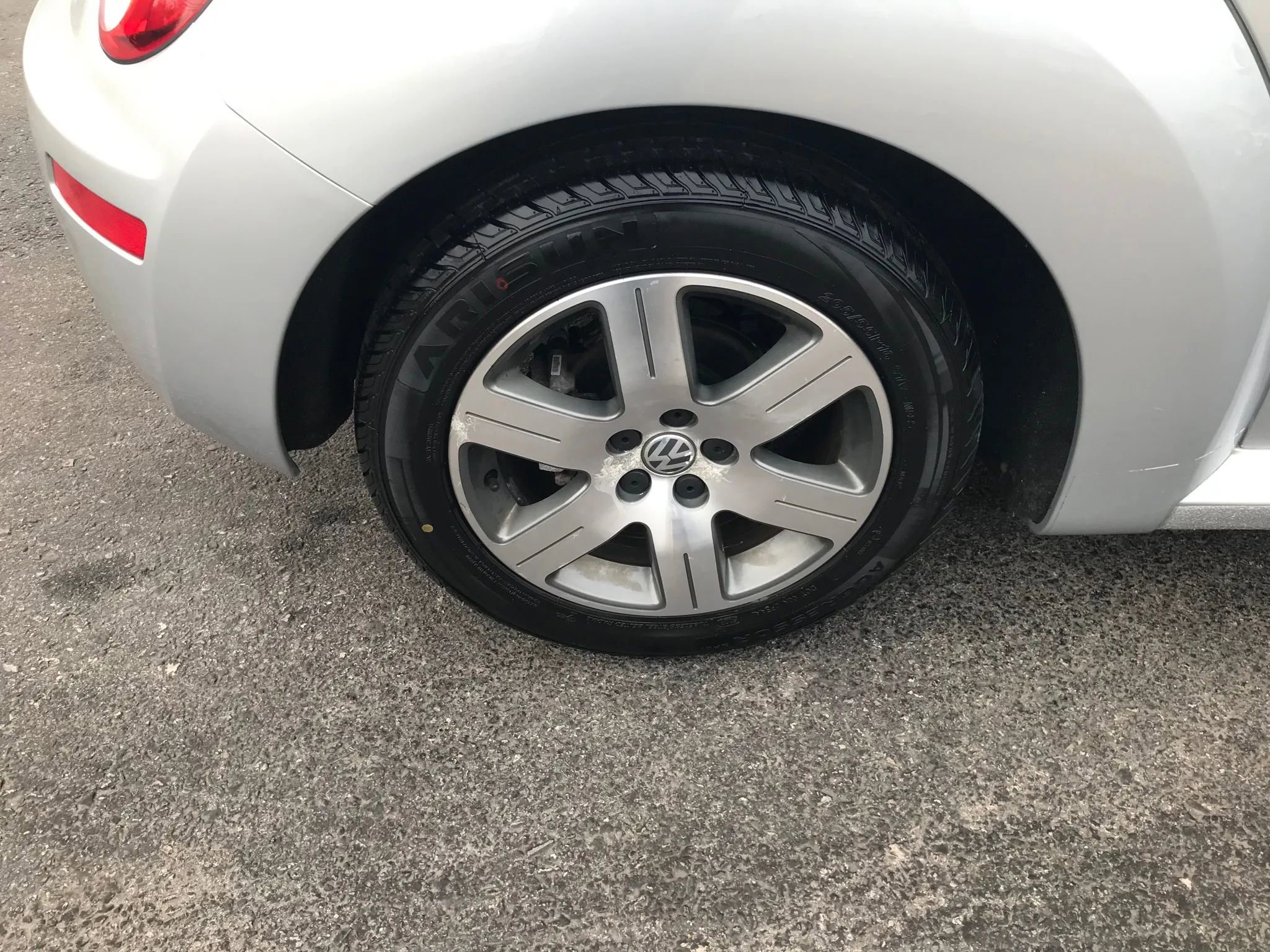 Used 2006 Volkswagen Beetle Convertible w/ Package 1 image 33