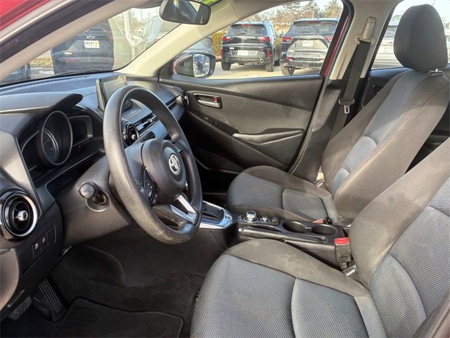 Used 2019 Toyota Yaris LE image 11