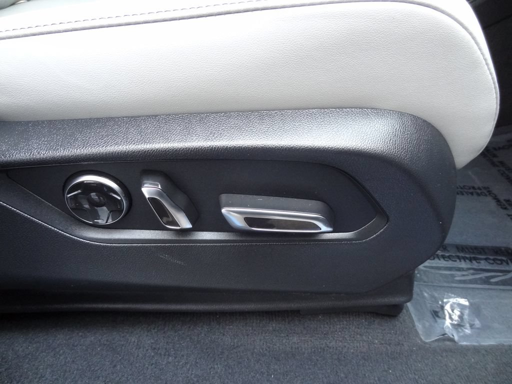 Used 2024 Acura MDX w/ Technology Package FWD image 18